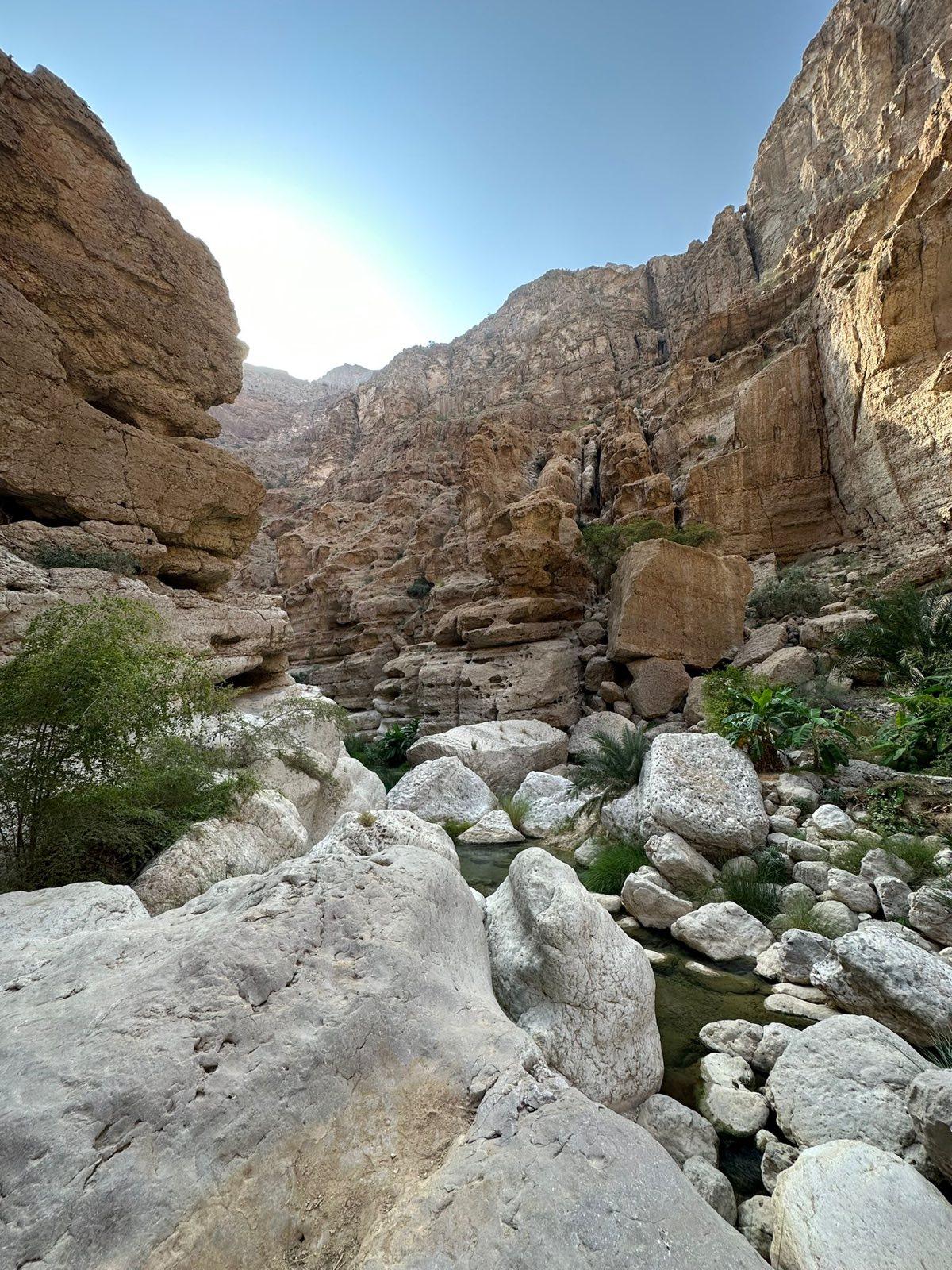 Boulders and pools along the way through the gorge