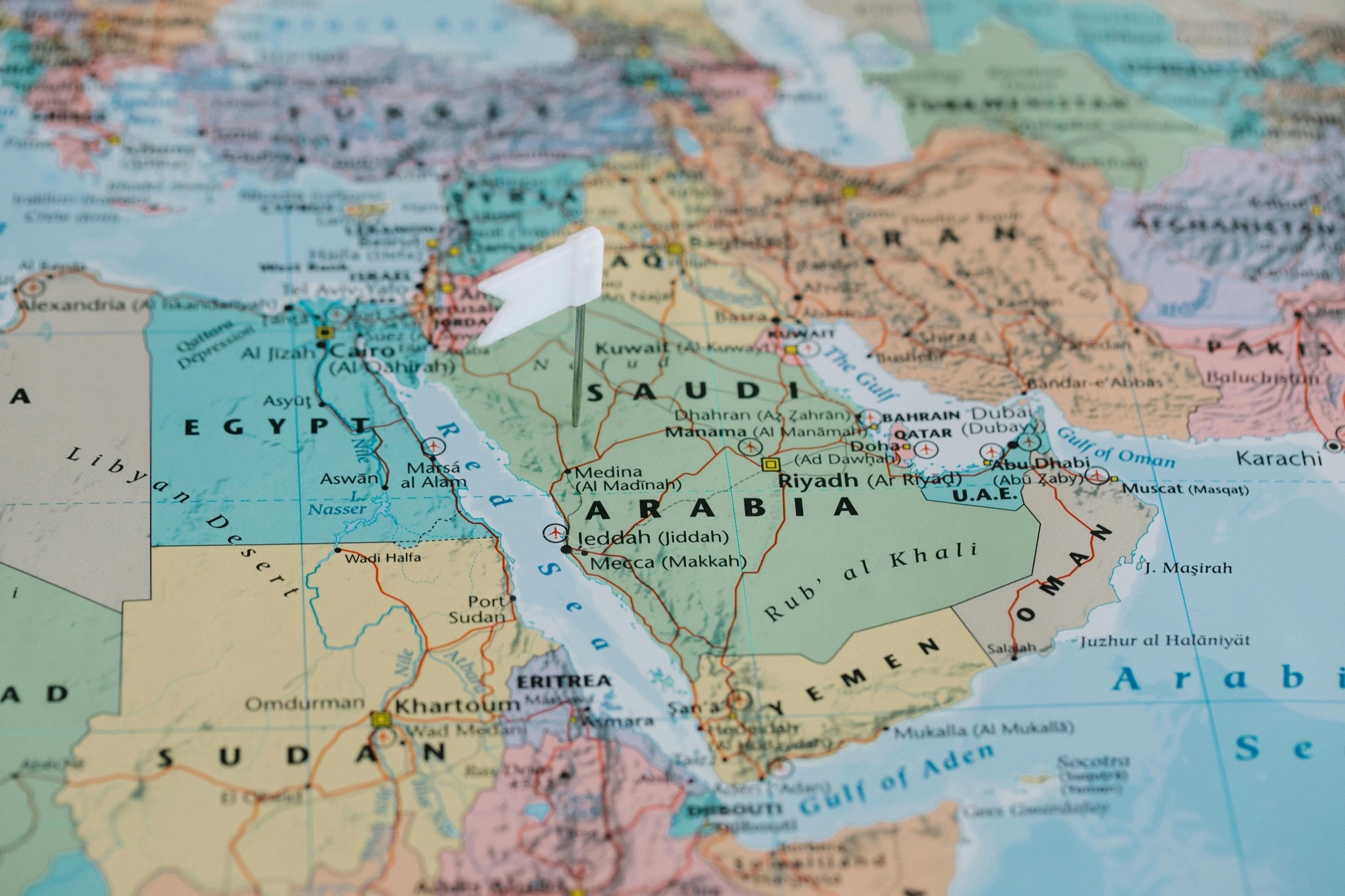 Map of Oman and its neighbours on the Arabian Peninsula